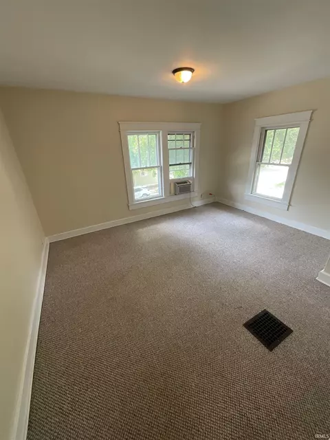 Bedroom - 223 E 8th St, Bloomington, IN 47408 photo 1 of 7