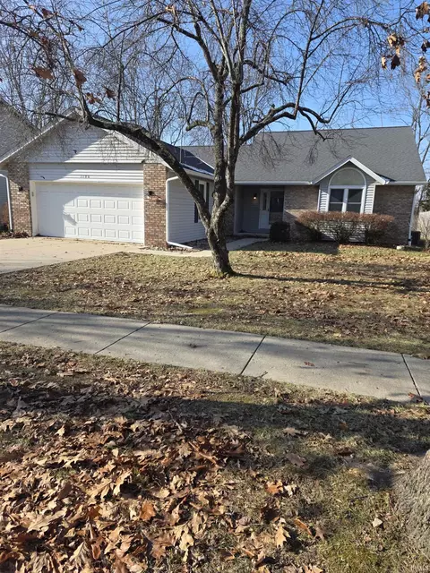 1106 S Graywell Dr, Bloomington, IN 47401