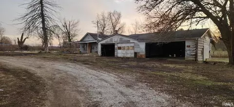 Exterior - 11645 E 1st St, Bicknell, IN 47512 photo 1 of 7