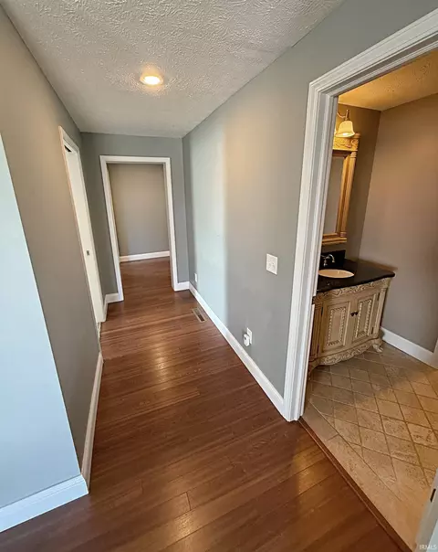 411 S 100 E, Washington, IN 47501 photo 19