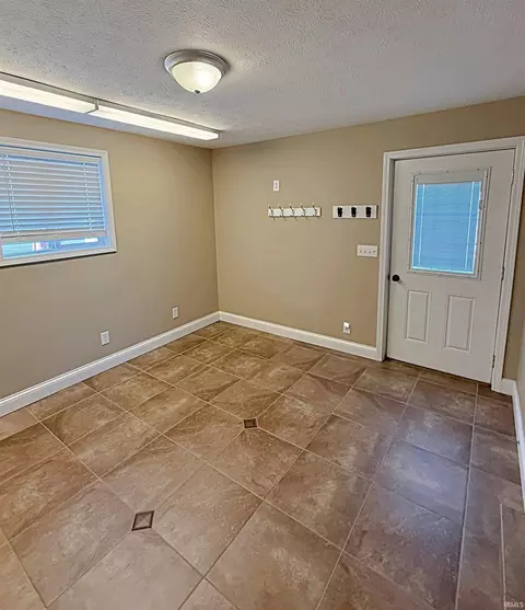 411 S 100 E, Washington, IN 47501 photo 27