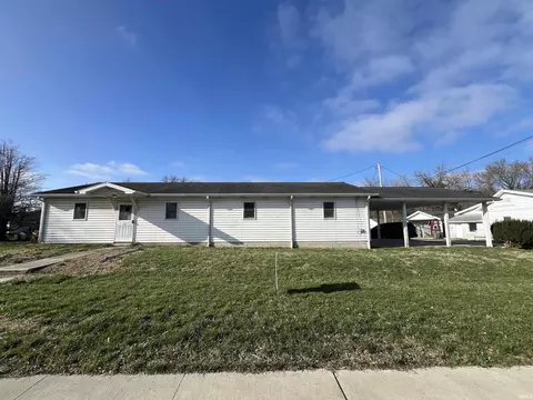 300 N 9th St, Petersburg, IN 47567