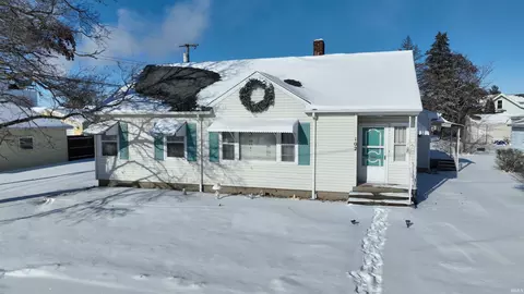 102 W Virginia St, Remington, IN 47977