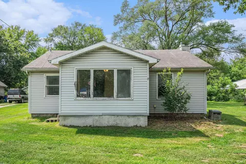 605 S State St, North Liberty, IN 46554