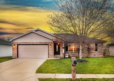 12901 Kenai Dr, Evansville, IN 47725