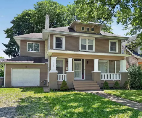 2713 Fairfield Ave, Fort Wayne, IN 46807