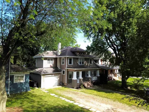 2713 Fairfield Ave, Fort Wayne, IN 46807