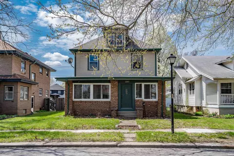 2203 Crescent Ave, Fort Wayne, IN 46805