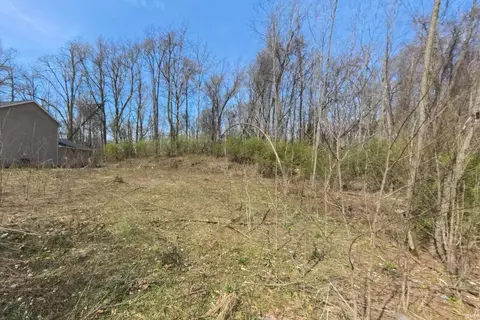 2603 Emerson Forest Pkwy, South Bend, IN 46614