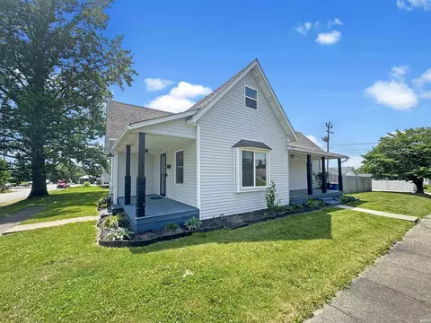 108 E Walnut St, Petersburg, IN 47567