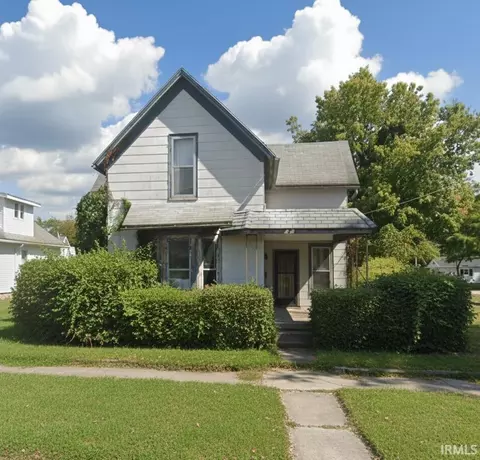215 N High St, Delphi, IN 46923 photo 1