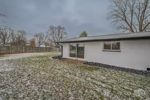 Exterior - 5704 E Robert St, Muncie, IN 47303 photo 5 of 5