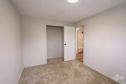 Bedroom - 5704 E Robert St, Muncie, IN 47303 photo 5 of 7
