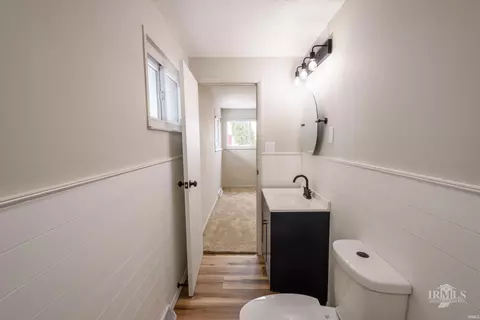 Bath - 5704 E Robert St, Muncie, IN 47303 photo 2 of 5