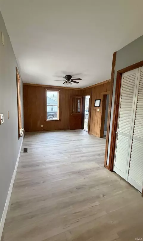 2925 N Ruffing Ave, Delphi, IN 46923 photo 7