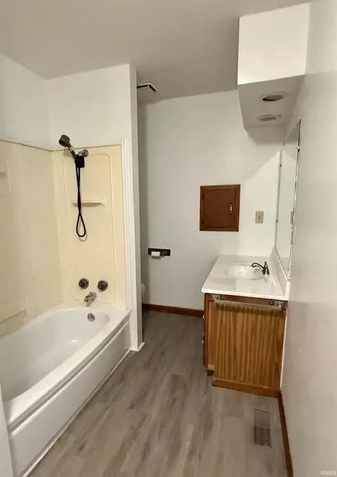 2925 N Ruffing Ave, Delphi, IN 46923 photo 13