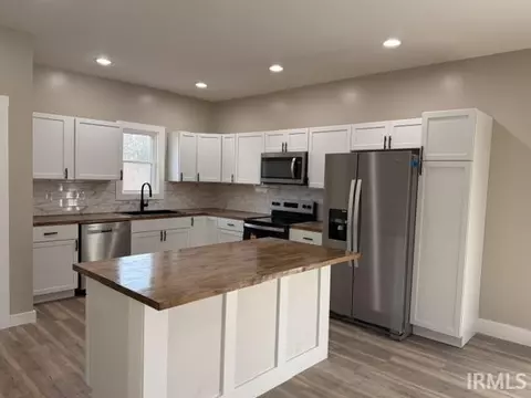 Kitchen - 730 Thompson Ln, Mitchell, IN 47446 photo 2 of 3