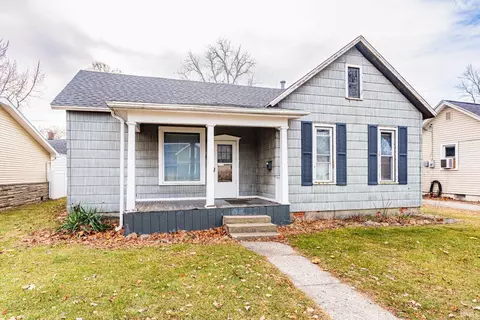 331 W 15th St, Auburn, IN 46706