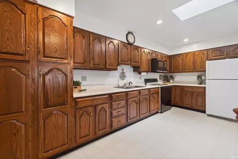3260 E Mattatha Dr, Bloomington, IN 47401 photo 8