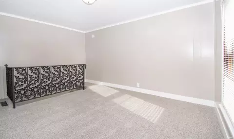 Living - 915 Hawpatch St, Lagrange, IN 46761 photo 4 of 4
