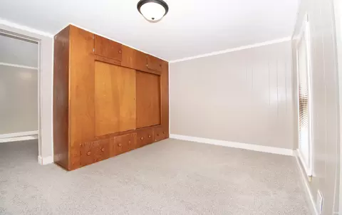 Bedroom - 915 Hawpatch St, Lagrange, IN 46761 photo 5 of 5