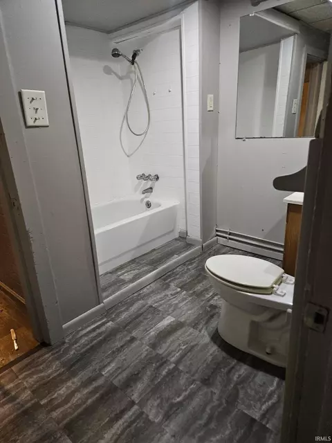 Bath - 305 W Section St, Claypool, IN 46510 photo 2 of 3