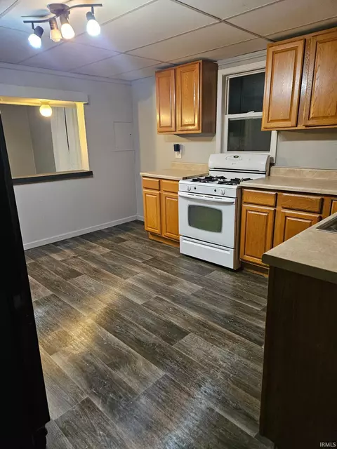 Kitchen - 305 W Section St, Claypool, IN 46510 photo 2 of 4