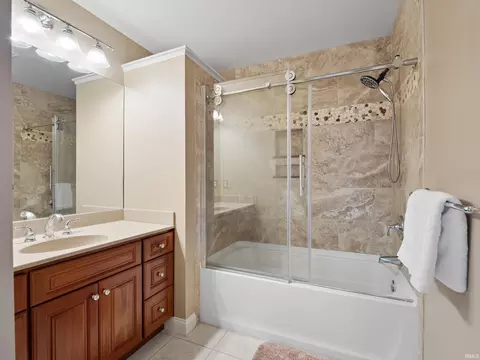 Bath - 8217 E Constitution Dr, Syracuse, IN 46567 photo 3 of 3