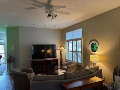 Living - 502 E Hickory Stick Ct, Bloomington, IN 47401 photo 3 of 5