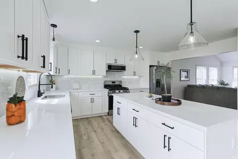 Kitchen - 15626 Cold Spring Ct, Granger, IN 46530 photo 3 of 5