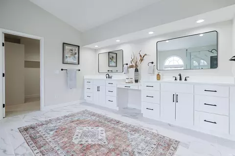 Bath - 15626 Cold Spring Ct, Granger, IN 46530 photo 1 of 3