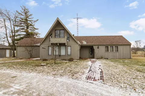 601 S Main St, Farmland, IN 47340