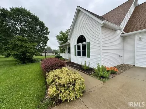 Exterior - 5495 Sandpit Rd, Bedford, IN 47421 photo 1 of 2