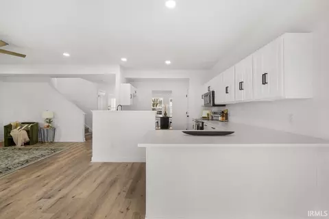 Kitchen - 4313 Springmill Dr, Kokomo, IN 46902 photo 1 of 4