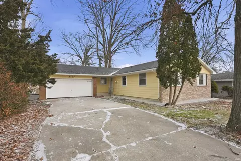 2727 E Maple Grv, Fort Wayne, IN 46806