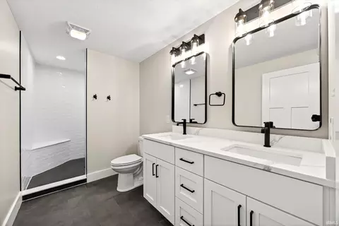 Bath - 724 E Crestline Dr, Bloomington, IN 47401 photo 5 of 5