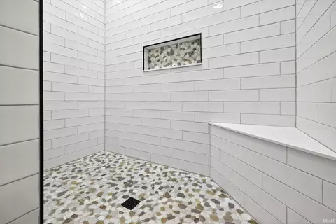 Bath - 724 E Crestline Dr, Bloomington, IN 47401 photo 2 of 5