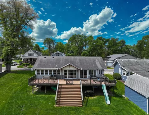 1241 N Main St, Kewanna, IN 46939