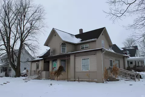 403 N Main St, Kendallville, IN 46755