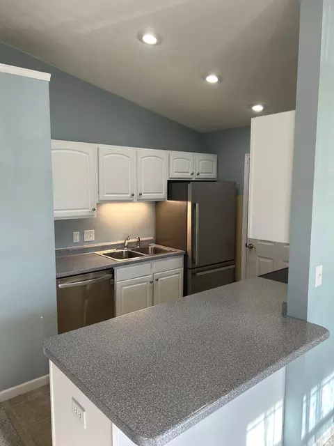 Kitchen - 3849 S Cramer Cir, Bloomington, IN 47403 photo 3 of 3