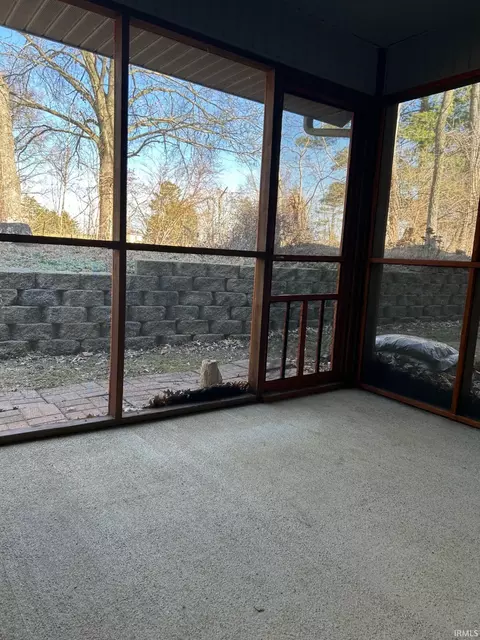 Exterior - 3849 S Cramer Cir, Bloomington, IN 47403 photo 2 of 3
