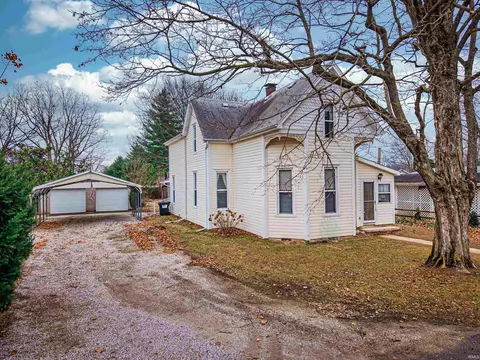 226 Freeman Ln, New Harmony, IN 47631