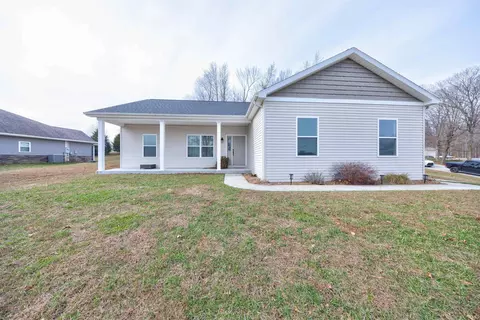 1911 S A St, Jasper, IN 47546