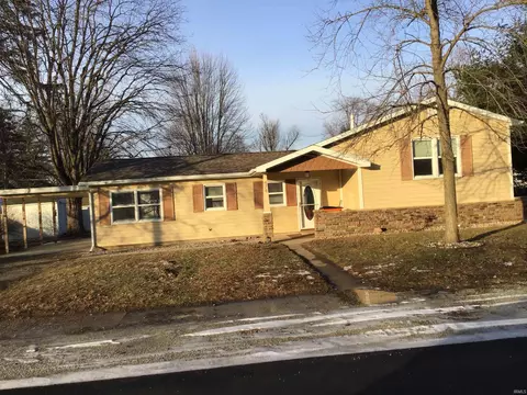 Exterior - 474 E Decker Dr, Winamac, IN 46996 photo 2 of 4