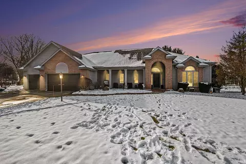 21369 Sylvan Ct, Bristol, IN 46507