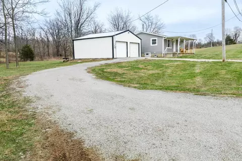 925 Harold Smith Rd, Bedford, IN 47421 photo 6