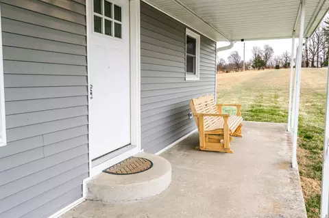 925 Harold Smith Rd, Bedford, IN 47421 photo 5