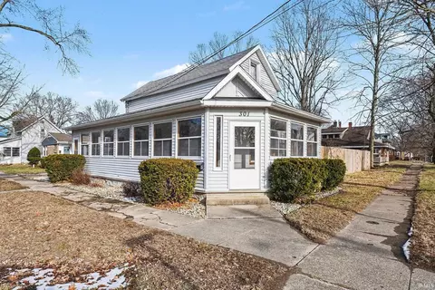 301 N Sycamore St, North Manchester, IN 46962