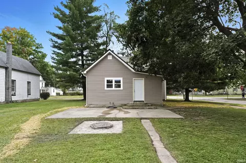 Exterior - 492 W Maple St, Wabash, IN 46992 photo 2 of 2