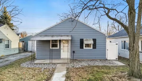 2626 Kenwood Ave, Fort Wayne, IN 46805